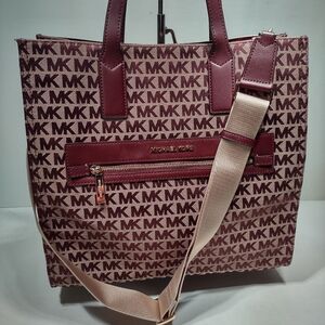 Michael Kors Signature KenlyTote Bag In Oxblood NWOT